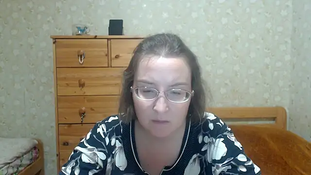 Snapshot of Smart_Rose chatting on 10/05/25, 01:40 Smart Rose online show from 10/05/25, 01:40