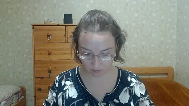 Snapshot of Smart_Rose chatting on 10/07/25, 05:25 Smart Rose online show from 10/07/25, 05:25