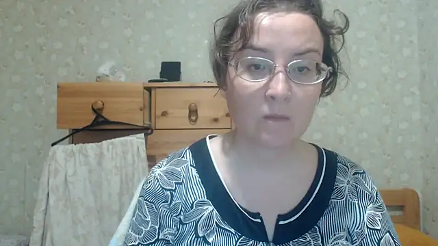 Snapshot of Smart_Rose chatting on 05/22/26, 05:11 Smart Rose online show from 05/22/26, 05:11