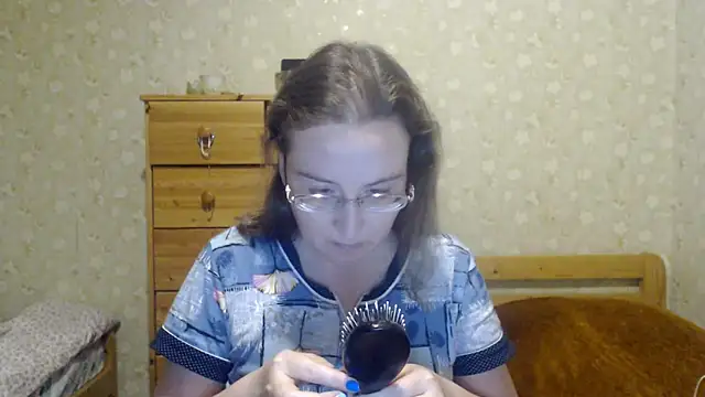 Snapshot of Smart_Rose chatting on 03/10/25, 11:38 Smart Rose online show from 03/10/25, 11:38