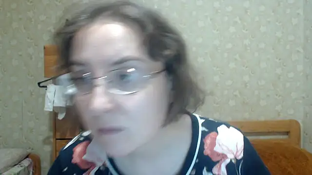 Smart Rose online show from 02/16/26, 01:04