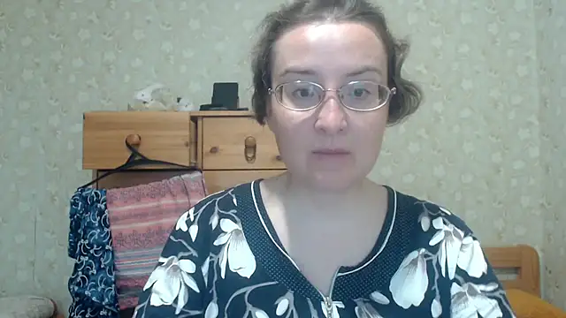 Snapshot of Smart_Rose chatting on 05/14/26, 04:59 Smart Rose online show from 05/14/26, 04:59