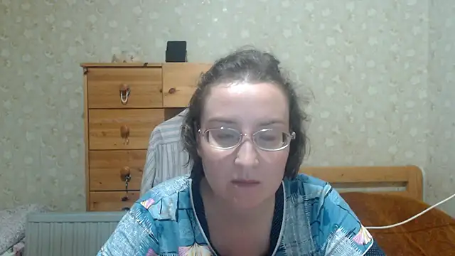 Snapshot of Smart_Rose chatting on 09/21/25, 10:15 Smart Rose online show from 09/21/25, 10:15