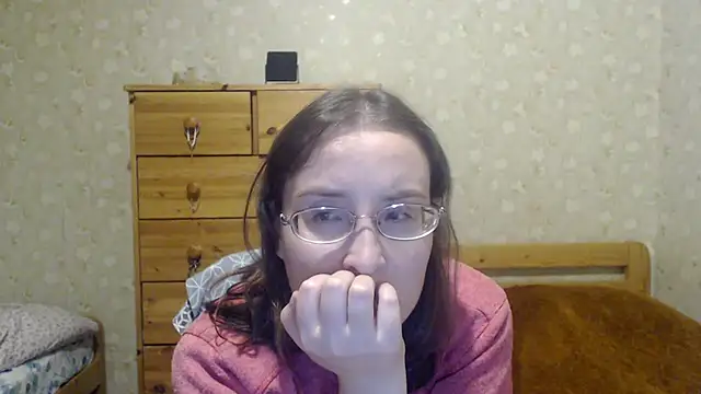 Snapshot of Smart_Rose chatting on 03/20/25, 12:30 Smart Rose online show from 03/20/25, 12:30