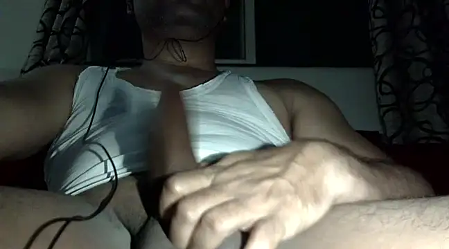Snapshot of Blackswinger chatting on 02/26/25, 08:36 Blackswinger online show from 02/26/25, 08:36