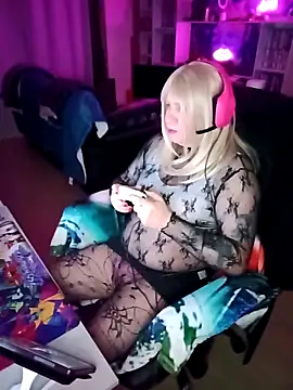 JulietteMaitresse online show from 12/14/25, 08:36