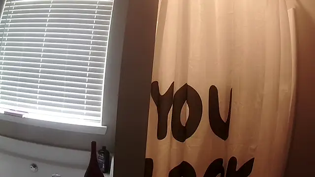 Snapshot of Beautifulkash chatting on 03/26/26, 02:04 Beautifulkash online show from 03/26/26, 02:04