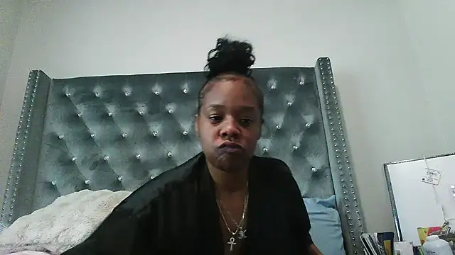 Beautifulkash online show from 11/28/25, 03:56