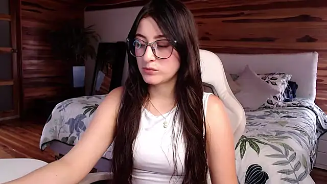 IsabelaGomez online show from 12/08/24, 05:22