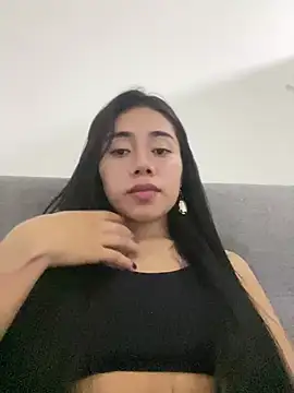 Snapshot of aimi_art1 chatting on 02/08/25, 02:36 aimi art1 online show from 02/08/25, 02:36