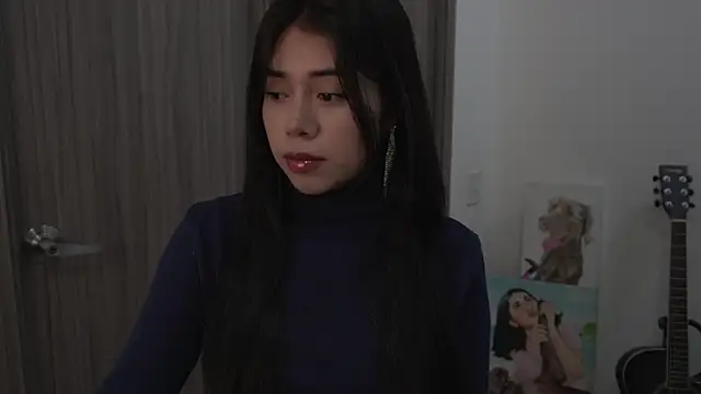 Snapshot of aimi_art1 chatting on 12/15/24, 02:30 aimi art1 online show from 12/15/24, 02:30