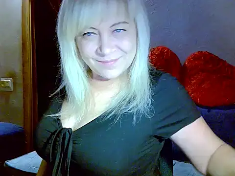 AgoniA7 online show from 10/26/25, 01:28