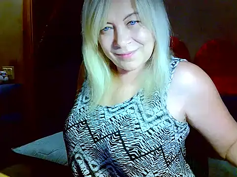 Snapshot of AgoniA7 chatting on 02/11/26, 12:43 AgoniA7 online show from 02/11/26, 12:43