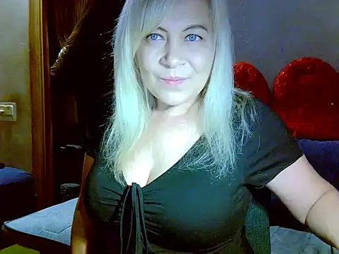 AgoniA7 online show from 12/16/25, 02:32