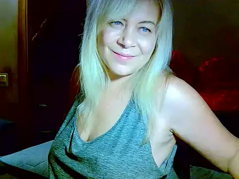 AgoniA7 online show from 12/13/25, 08:15