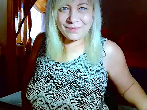 AgoniA7 online show from 04/05/26, 06:53