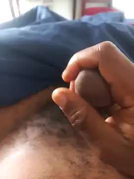 Snapshot of brian08497 chatting on 10/05/25, 11:12 brian08497 online show from 10/05/25, 11:12