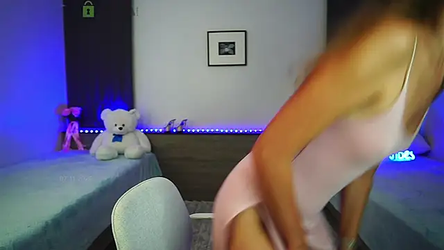  Anna Shine  online show from 11/07/25, 04:44