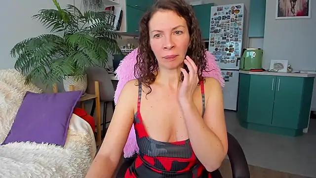 ChristinaGlory online show from 02/11/26, 07:08