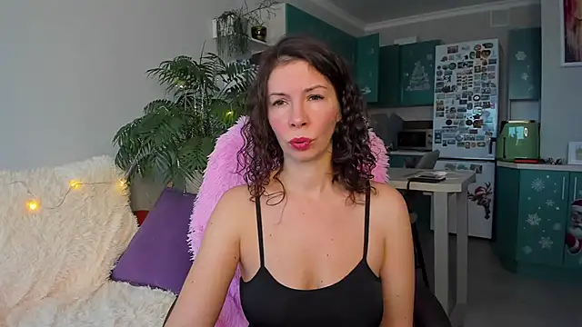 ChristinaGlory online show from 01/11/26, 08:21