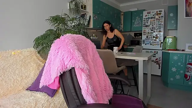 ChristinaGlory online show from 01/14/26, 10:52