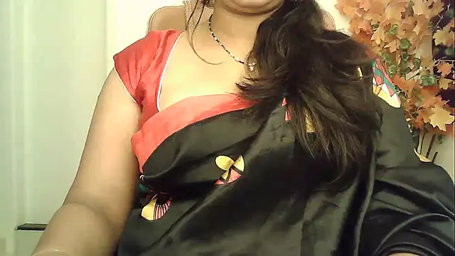 Snapshot of Spandana_Sweety chatting on 04/01/26, 05:53 Spandana Sweety online show from 04/01/26, 05:53