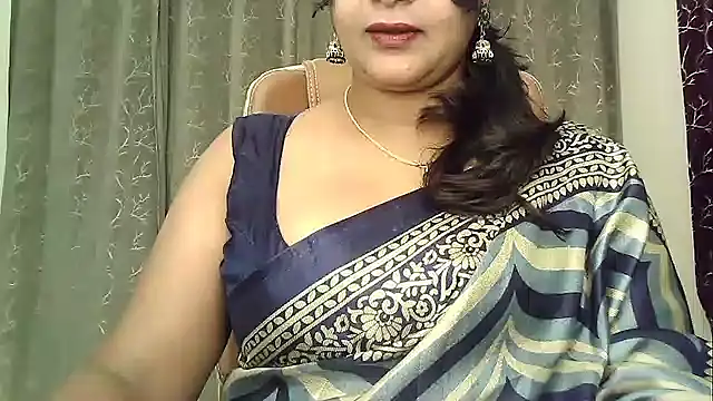 Snapshot of Spandana_Sweety chatting on 07/07/26, 06:47 Spandana Sweety online show from 07/07/26, 06:47