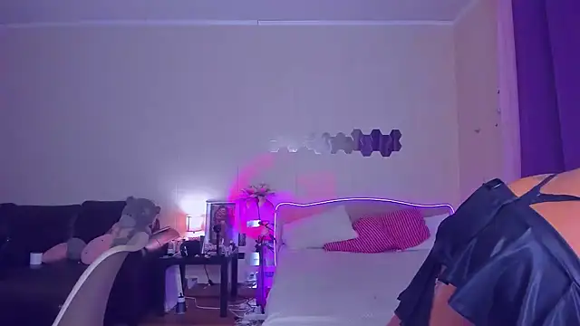 EmmaAbramson online show from 09/23/25, 04:36