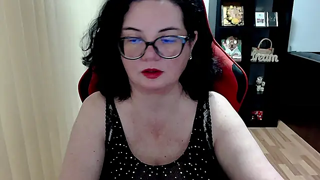 MissTroublle online show from 05/26/26, 10:02
