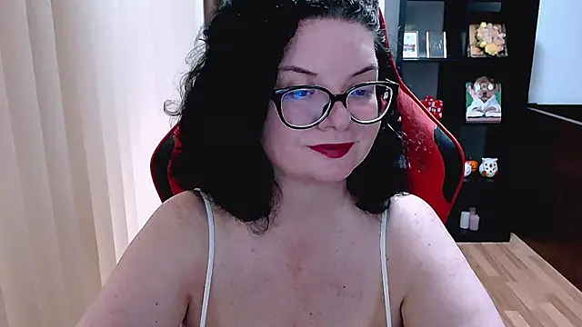 MissTroublle online show from 07/13/26, 09:52