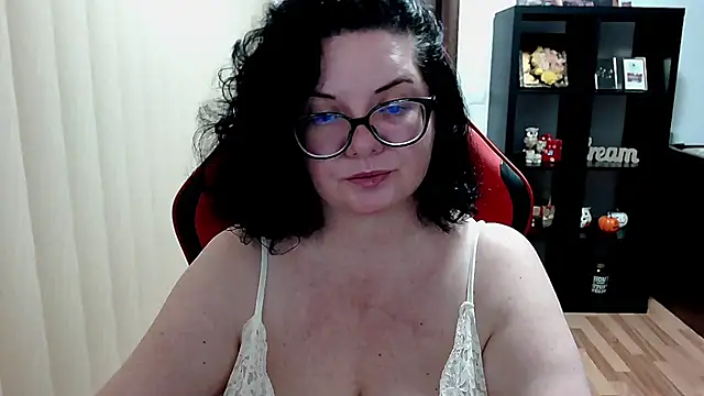 MissTroublle online show from 02/20/26, 11:23