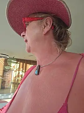 MucMilf59 online show from 07/13/26, 07:24