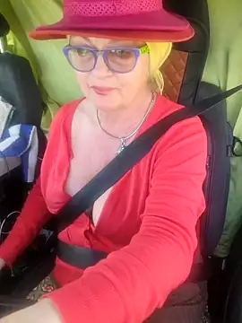 MucMilf59 online show from 03/25/26, 12:37