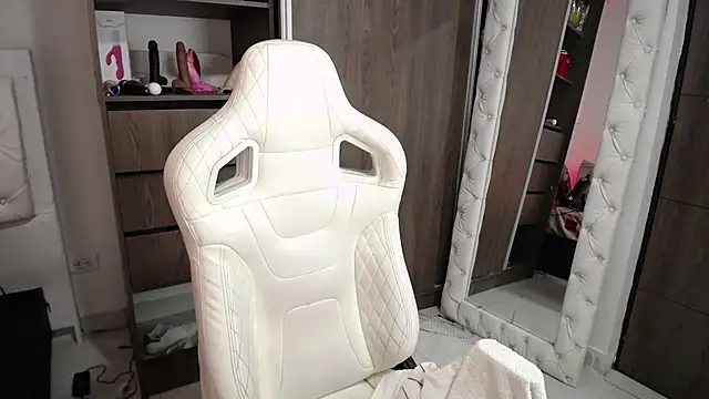 infinitysex1 online show from 03/04/25, 01:12