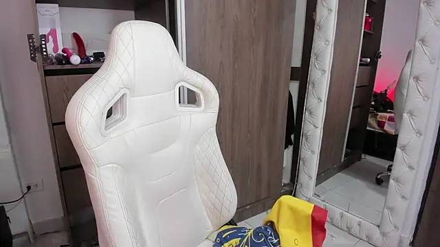 infinitysex1 online show from 02/01/25, 01:23