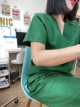 Snapshot of Meilian2021 chatting on 12/22/25, 03:50 Meilian2021 online show from 12/22/25, 03:50