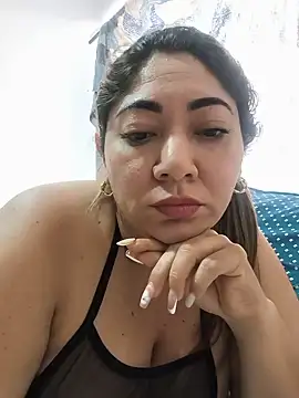 Snapshot of kendra_fire chatting on 05/31/26, 04:46 kendra fire online show from 05/31/26, 04:46