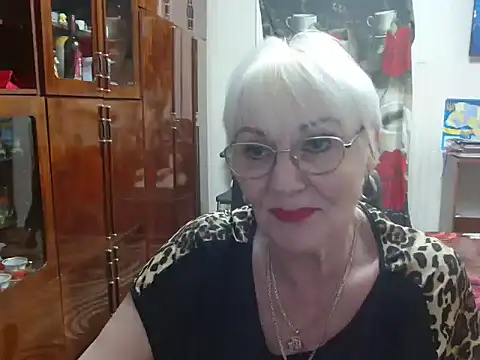 Snapshot of JenaCheim chatting on 03/12/25, 08:20 JenaCheim online show from 03/12/25, 08:20