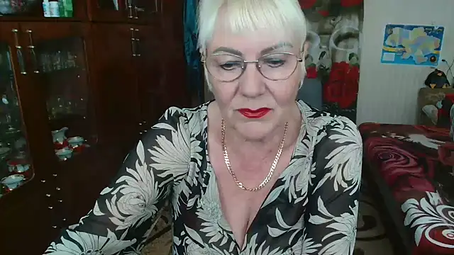 JenaCheim online show from 05/05/26, 05:32