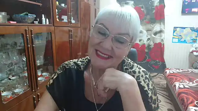 Snapshot of JenaCheim chatting on 10/02/25, 07:06 JenaCheim online show from 10/02/25, 07:06