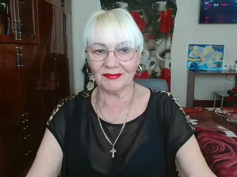 Snapshot of JenaCheim chatting on 03/18/25, 06:39 JenaCheim online show from 03/18/25, 06:39