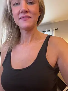 Kay Cakes online show from 12/17/25, 04:45