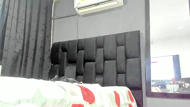 SandraGoldstein online show from 10/04/25, 01:18