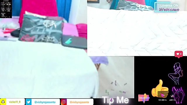 khloeHermaprodit3 online show from 09/23/25, 09:44