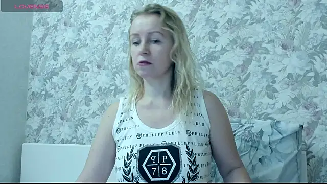 Snapshot of I_AM_MILF chatting on 12/05/24, 05:55 I AM MILF online show from 12/05/24, 05:55