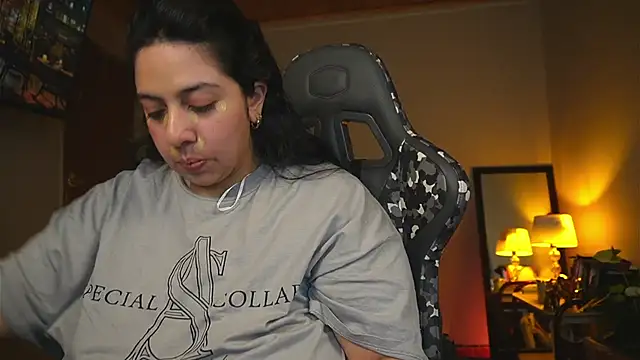 coraline latin online show from 03/18/25, 09:53