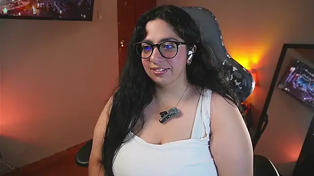 coraline latin online show from 11/22/25, 11:25