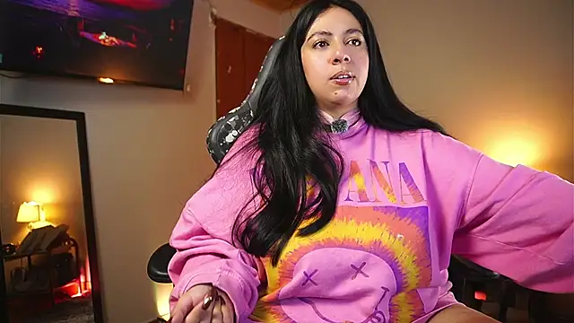 coraline latin online show from 04/11/26, 12:18