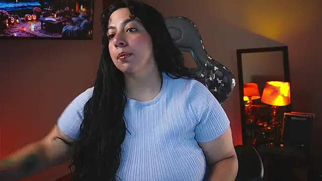 coraline latin online show from 10/28/25, 05:01