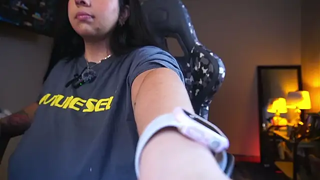 coraline latin online show from 03/22/25, 08:48